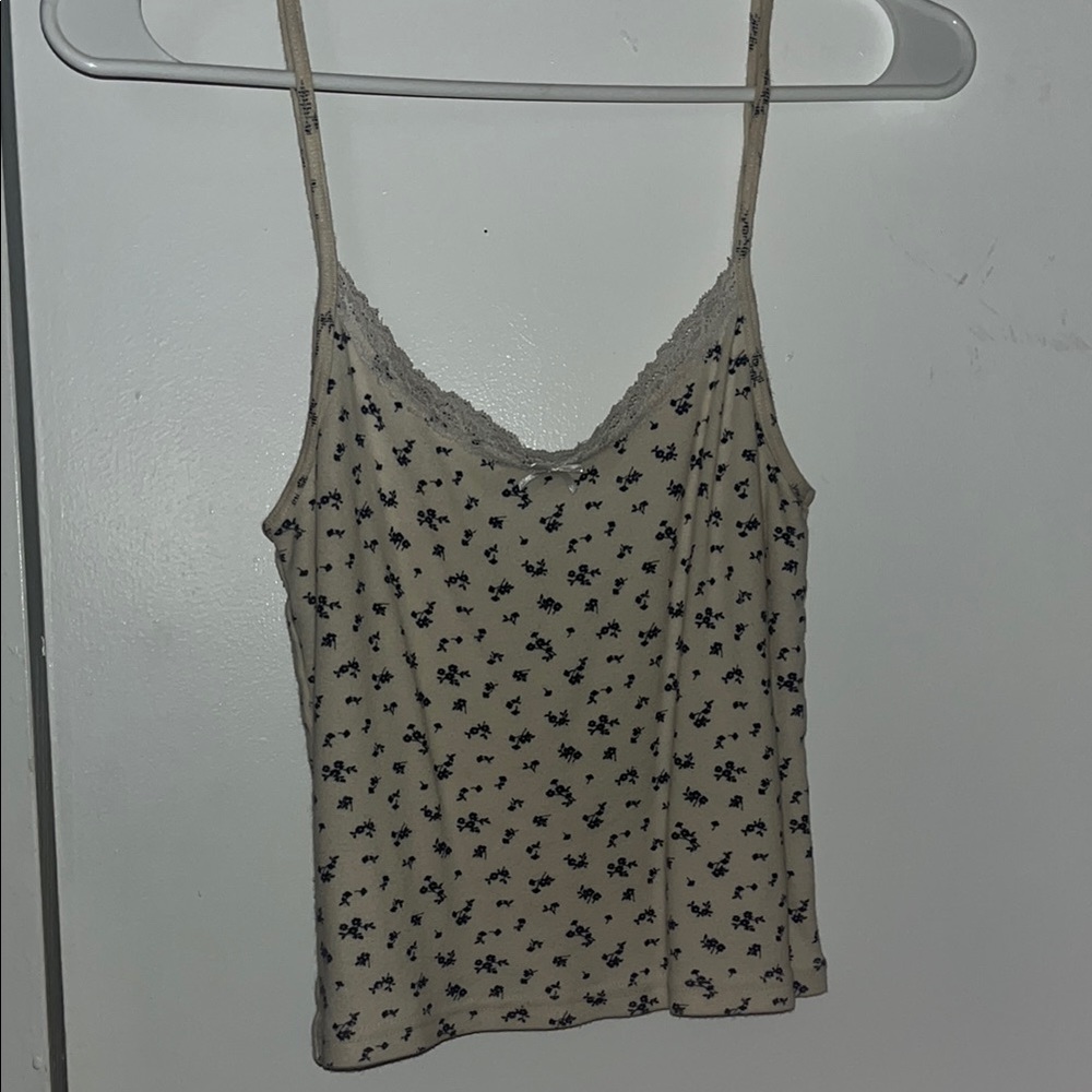 Brandy Melville Cream Camisole Fitted Spaghetti Straps